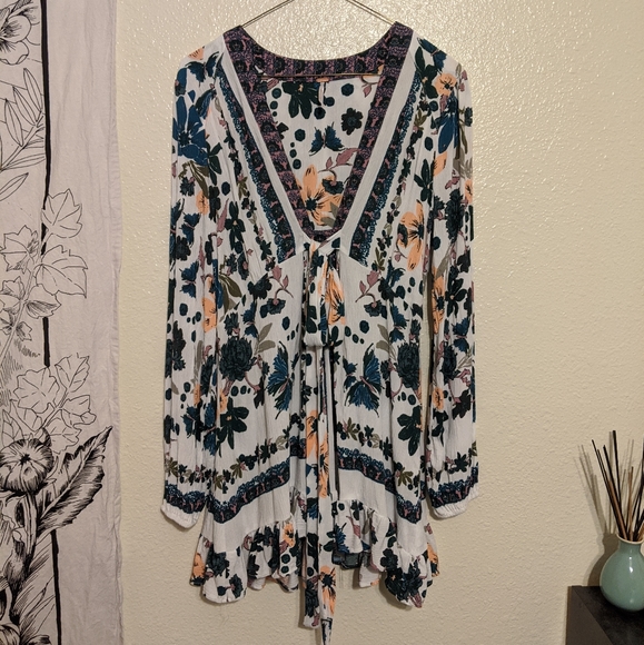 Free People printed floral tunic 🦋 - Picture 3 of 7
